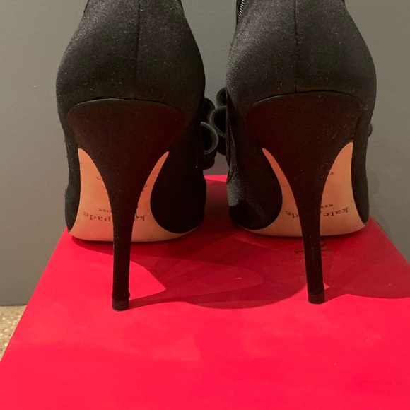 Kate Spade Lovely Black Satin shoes - Picture 8 of 10